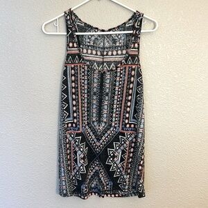 Womens tank top size small.